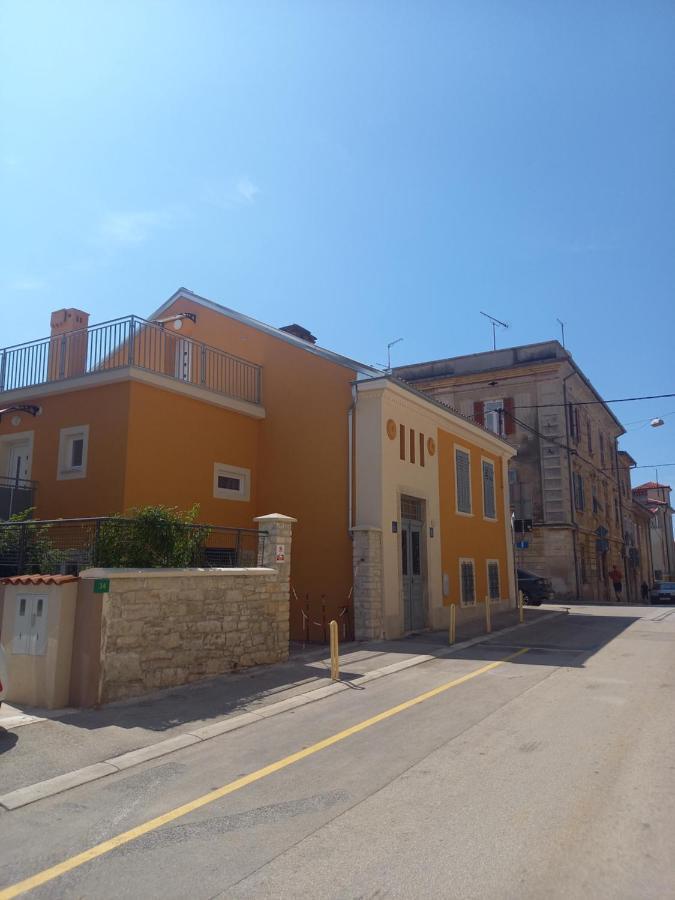Oskar Amphitheater Apartments And Rooms With Free Parking بولا المظهر الخارجي الصورة