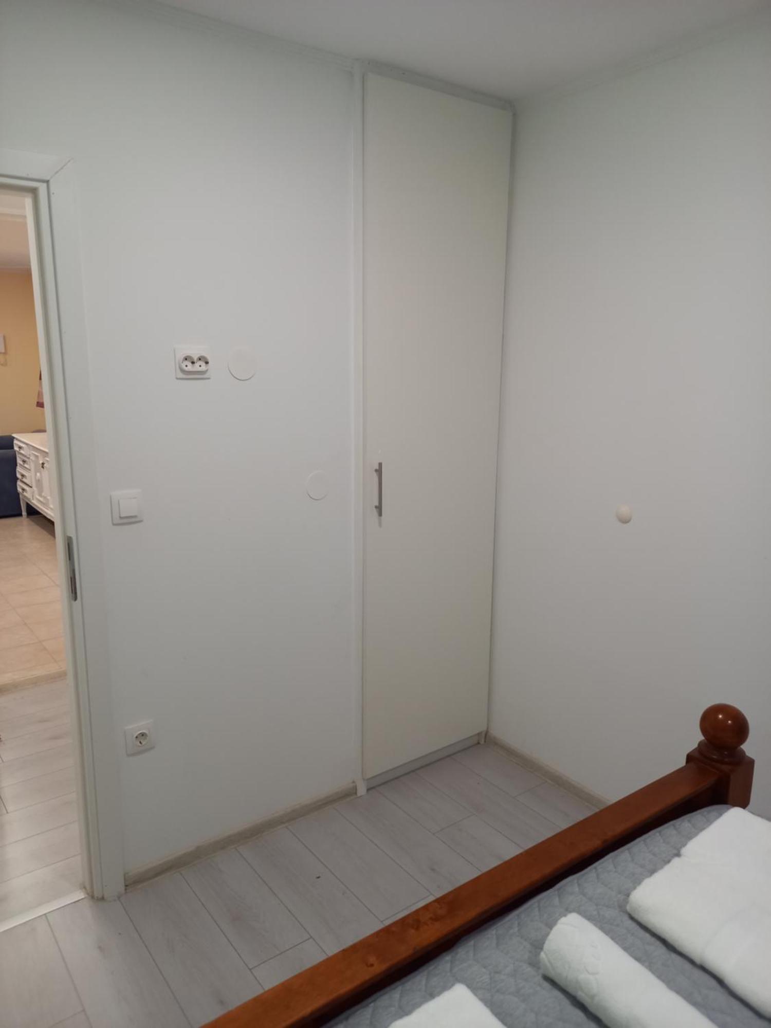 Oskar Amphitheater Apartments And Rooms With Free Parking بولا الغرفة الصورة